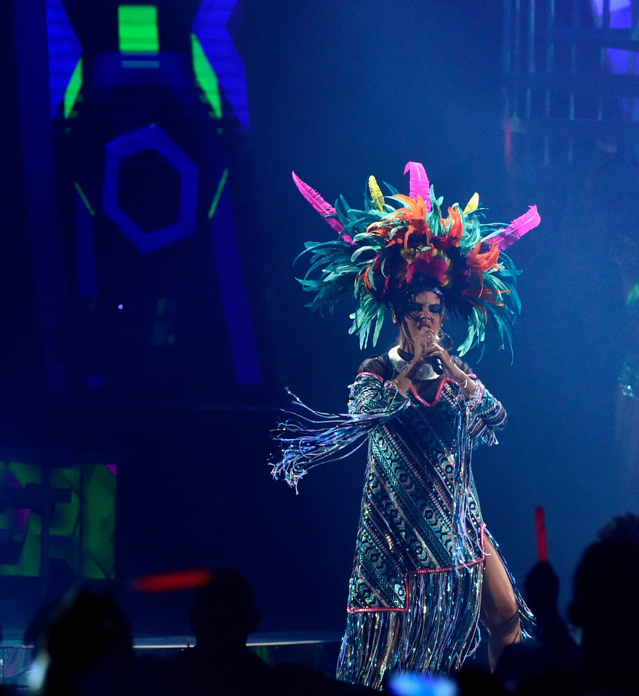 ¿Quién se supone que la vistió?