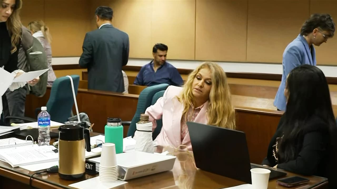 Segundo día de batalla legal: 'Colate' pide llevarse a su hijo a España y promete ayudar para mejorar el vínculo con Paulina Rubio