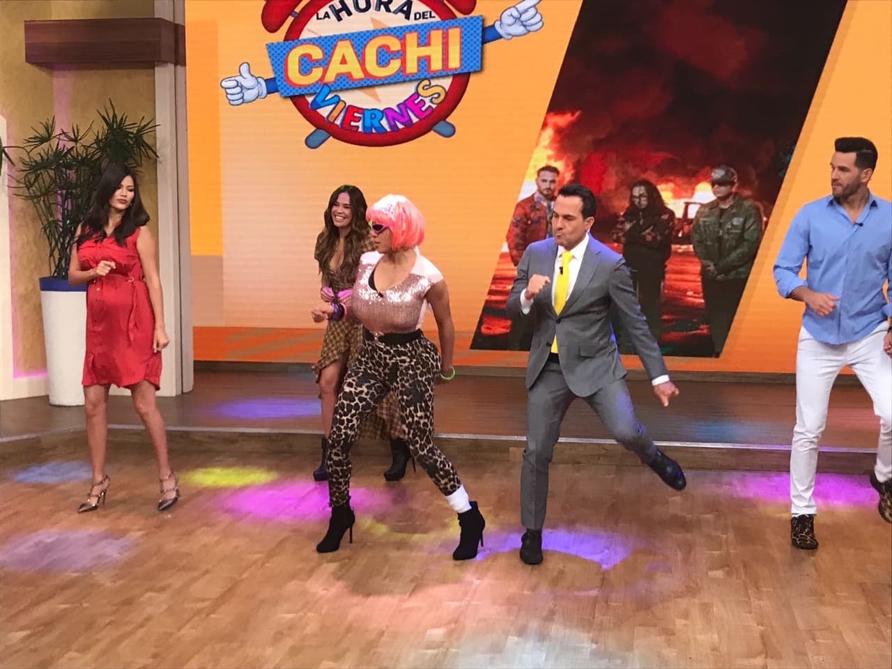 Nadie se salva de sus ocurrencias, 'La exótica' vio en Ana Patricia a su primera víctima.