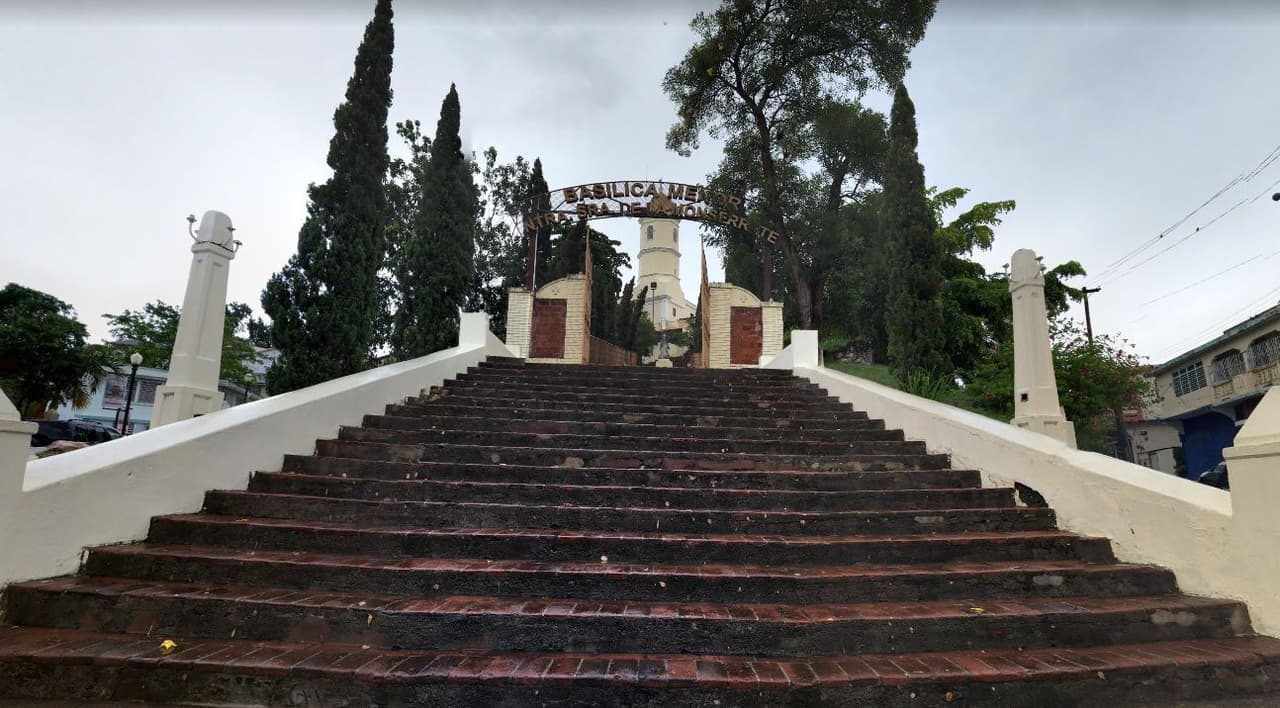 <b>Hormigueros:</b>
<br>
<br>Por su parte, el coordinador federal de FEMA, Alex Amparo, manifestó que “como parte de nuestra misión, FEMA ha apoyado al gobierno de Puerto Rico en proveer asistencia a los sobrevivientes del terremoto y sus réplicas, por las últimas cuatro semanas. Nuestro compromiso continúa, mientras nos aseguramos de que todos los sobrevivientes que son elegibles en los municipios declarados, reciban la asistencia que la gobernadora Vázquez Garced solicitó”.