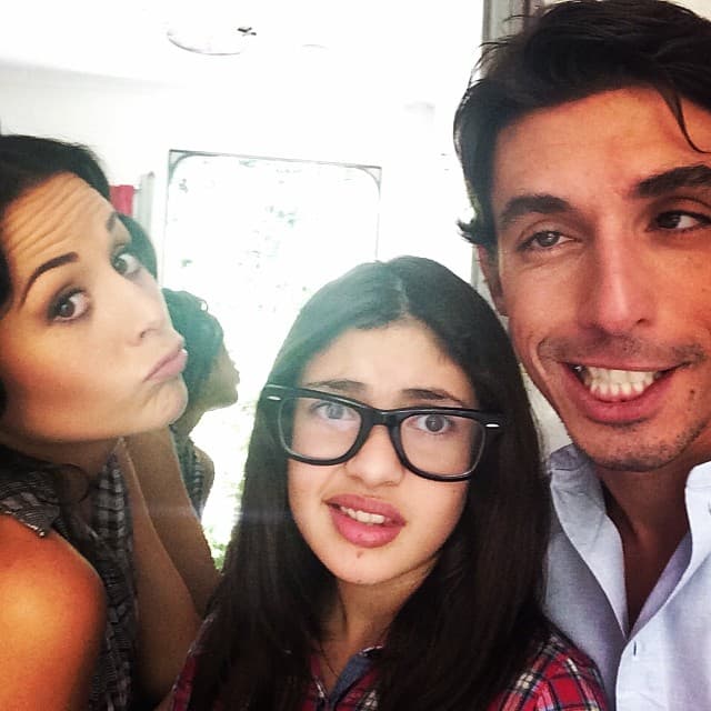 Aunque se acaba de convertir en madre, Zuria Vega ya tenía experiencia con la hija de Alberto Guerra.