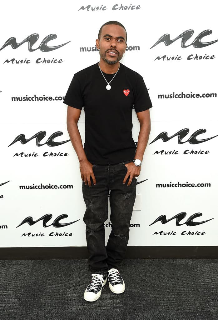 El comediante
<b> Lil Duval </b>compartió muy a su estilo su consternación: "No, no Larry King", escribió en un primer mensaje.
<br>