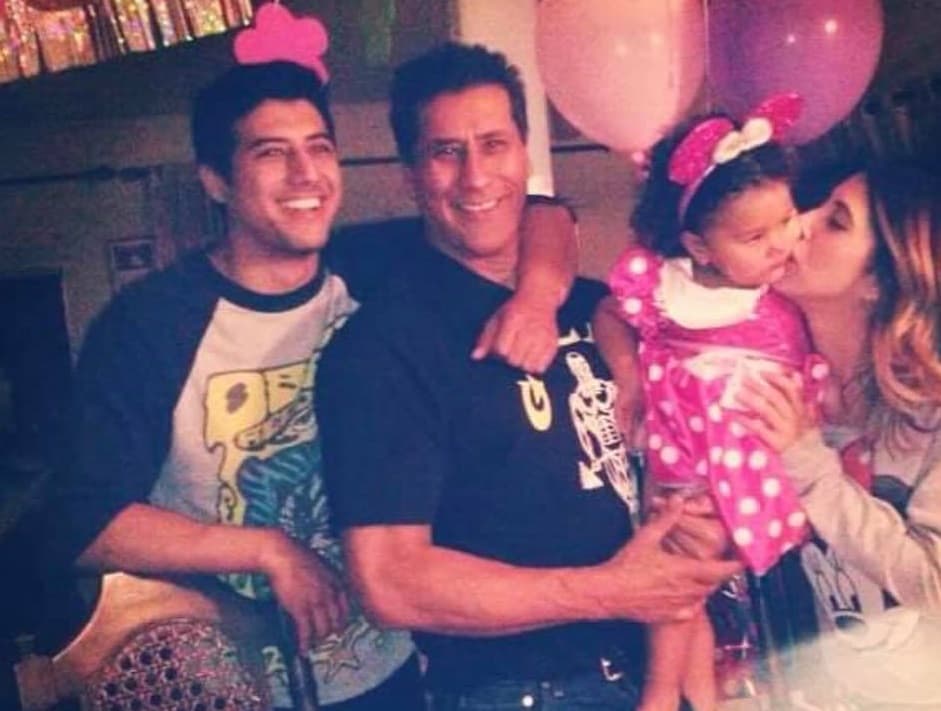 Es residente permanente pero ICE lo arrestó y lo puede deportar por un delito de hace 17 años