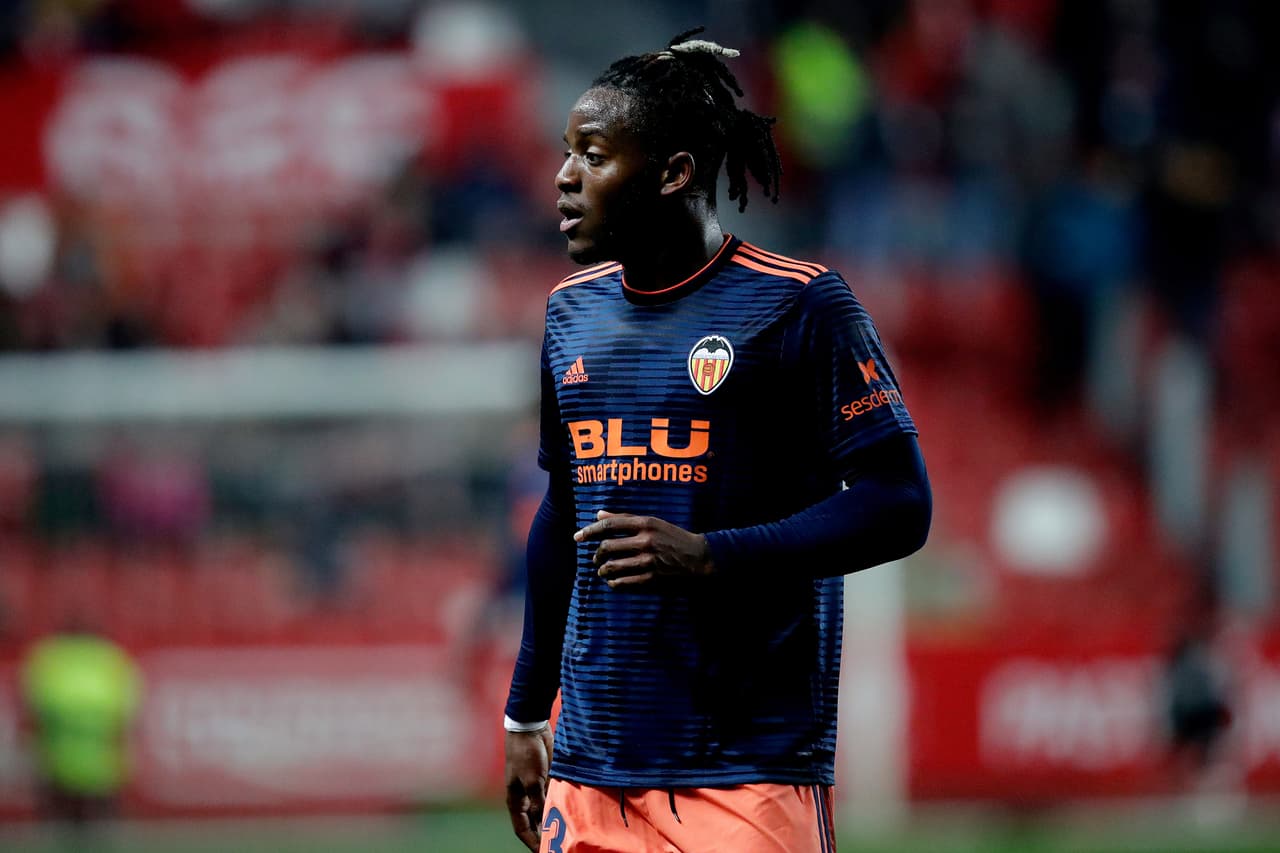 Dos equipos estarían haciendo un último esfuerzo por lograr la cesión de Michy Batshuayi: West Ham United y Real Betis.