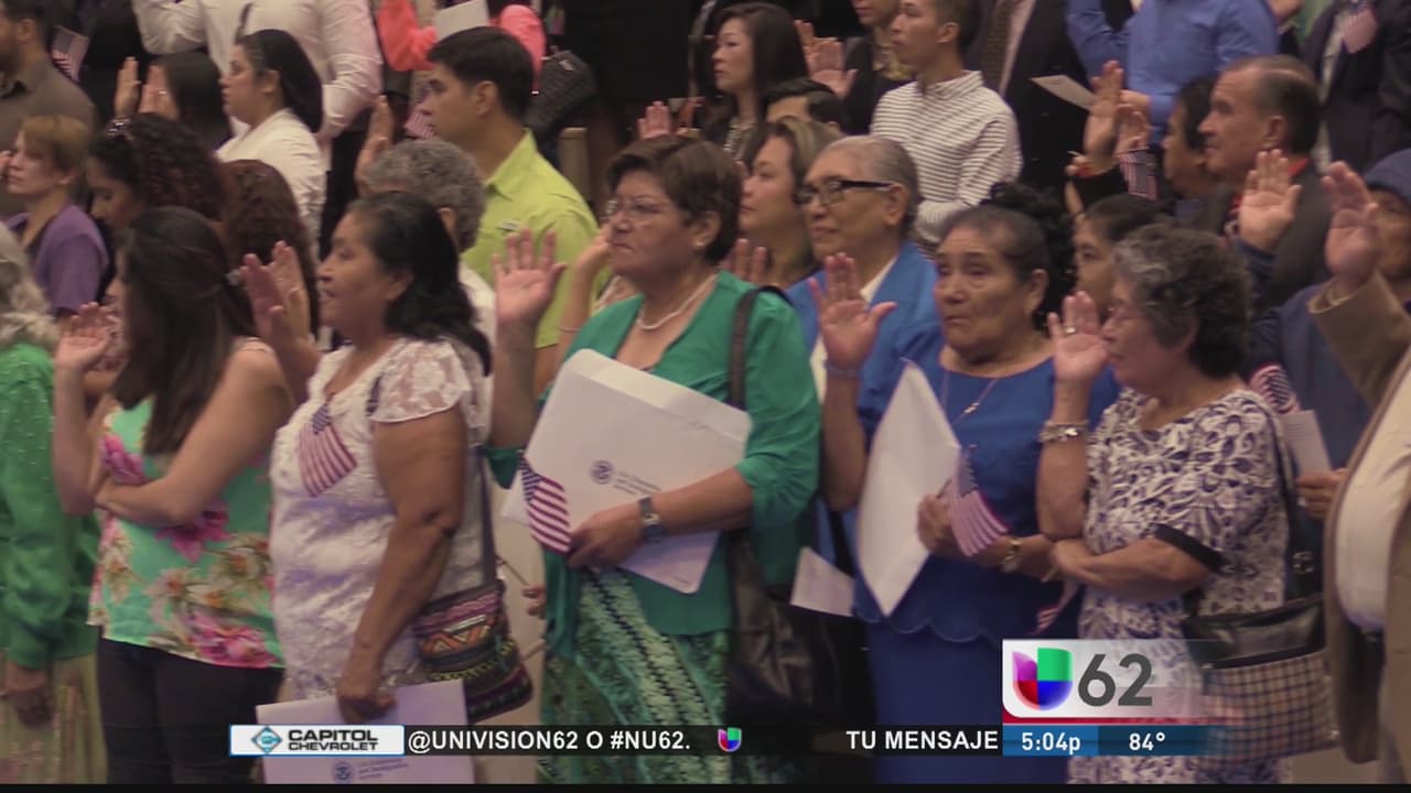Más de 1,000 personas reciben la ciudadanía en Texas