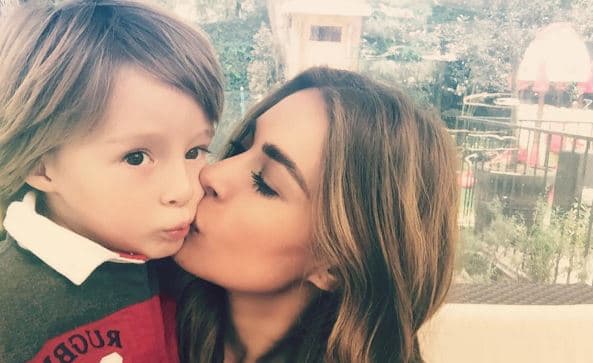 Mateo tiene 4 años y es un chiquito famoso.