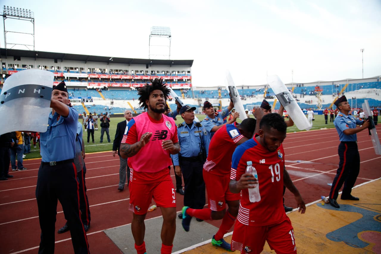 El hexagonal final de la Concacaf para el Mundial de 2018 da tres plazas directas y el derecho a la cuarta selección de jugar una repesca con un rival de la Confederación Asiática de Fútbol (AFC).