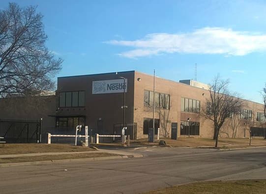 Derrame químico en fábrica de dulces Willy Wonka en Itasca, 11 trabajadores hospitalizados