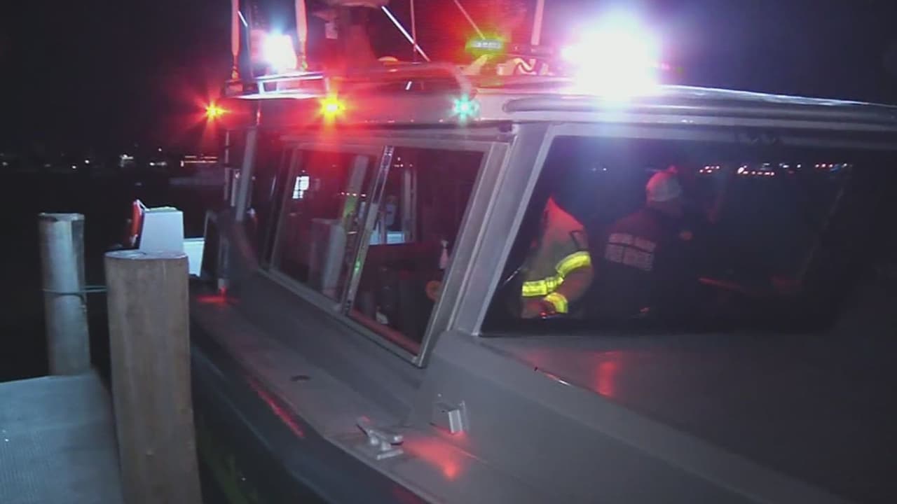 Dan a conocer nuevos detalles del rescate de cuatro hombres que naufragaron cerca de Virginia Key