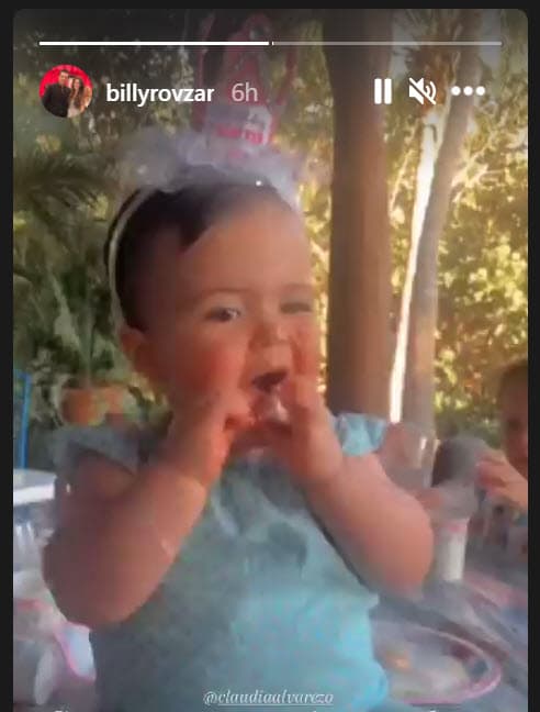 Mientras tanto, Billy Rovzar publicó imágenes de la fiesta de cumpleaños de la niña en la que se le vio muy feliz, cada vez más grande y con mayor parecido a sus famosos padres. 
<br>