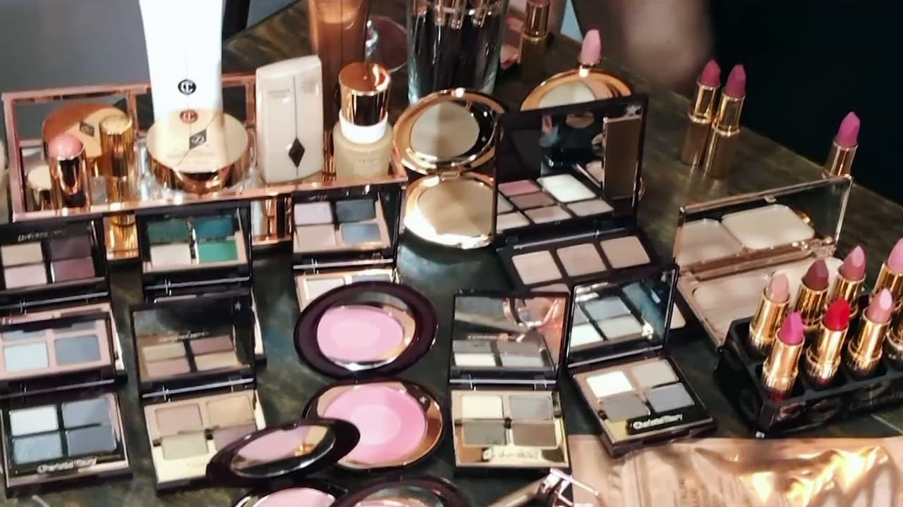 El primer y único Museo del Maquillaje abre en Nueva York para realzar el ánimo en medio de la pandemia