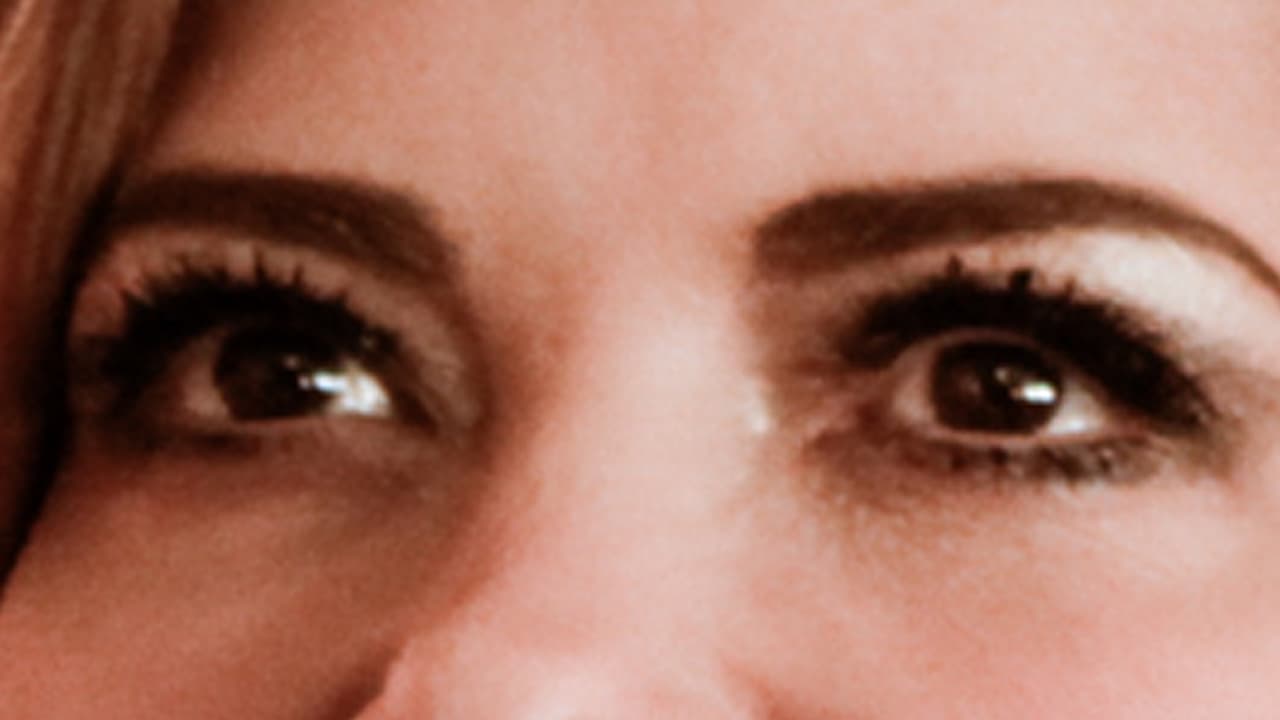 Esta es una de las miradas más famosas de la música, y si no has adivinado te damos una pista... a ella le gusta andar "de pelo suelto...".