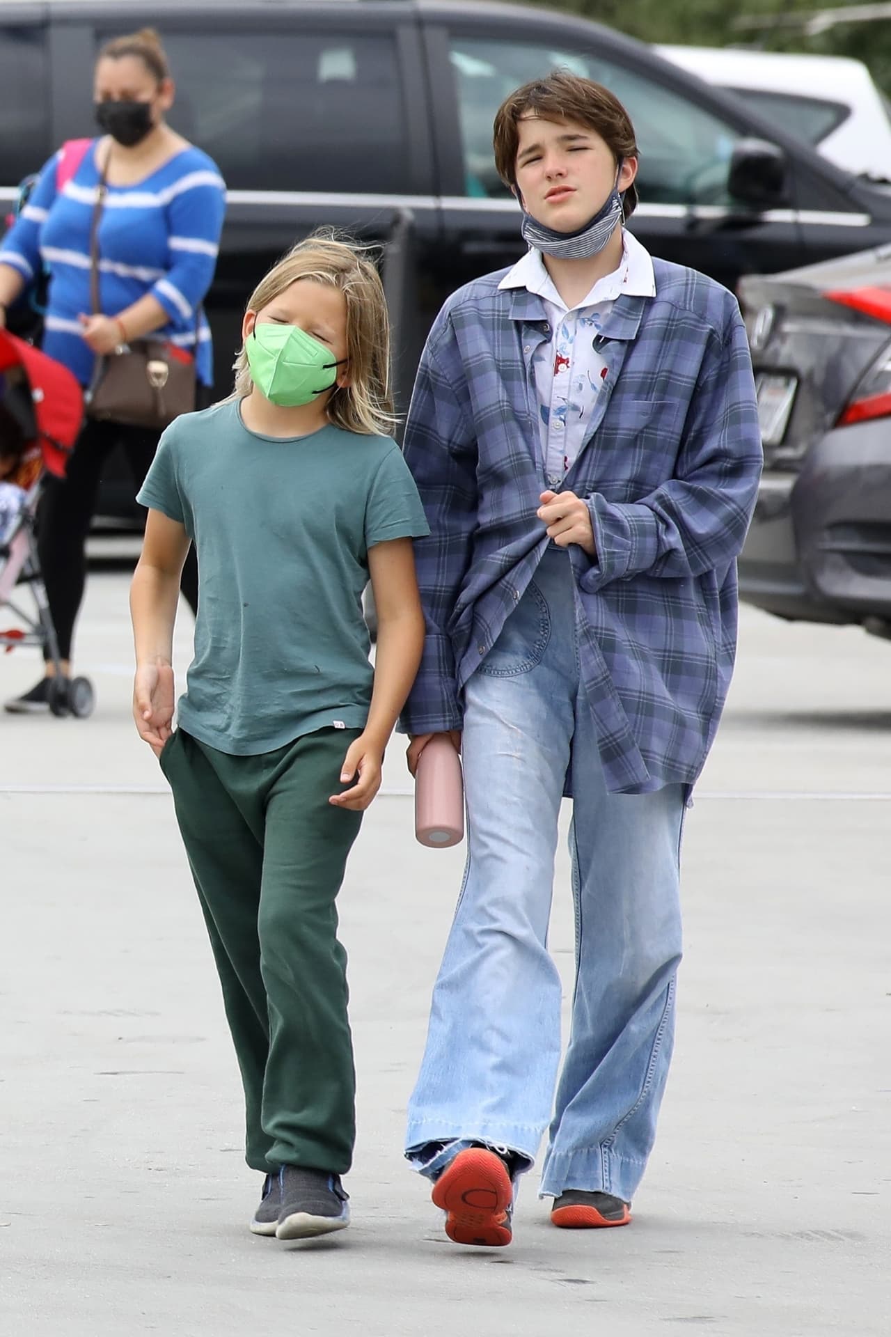 En 2019, Affleck compartió en entrevista con In Touch que sus tres hijos se "llevan muy bien", pero Samuel (el menor) y Seraphina tienen una relación "única".
<br>