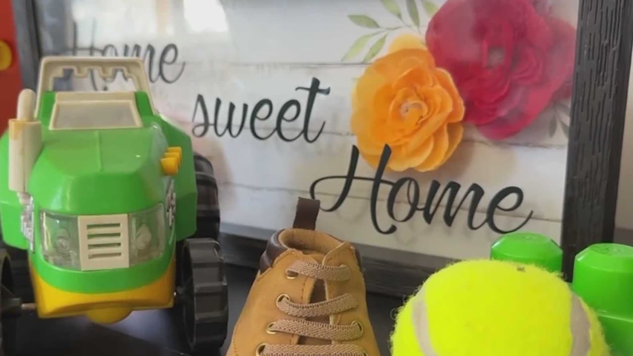 Inmigrante Hondureña, liberada por ICE, ahora lucha por sus hijos y la muerte de su sobrino