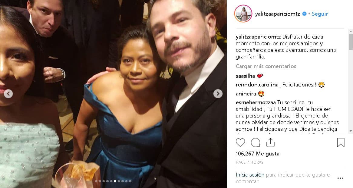 Durante la alfombra roja y en la gala, la mamá de Yalitza tuvo la oportunidad de saludar y conocer a varias celebridades.