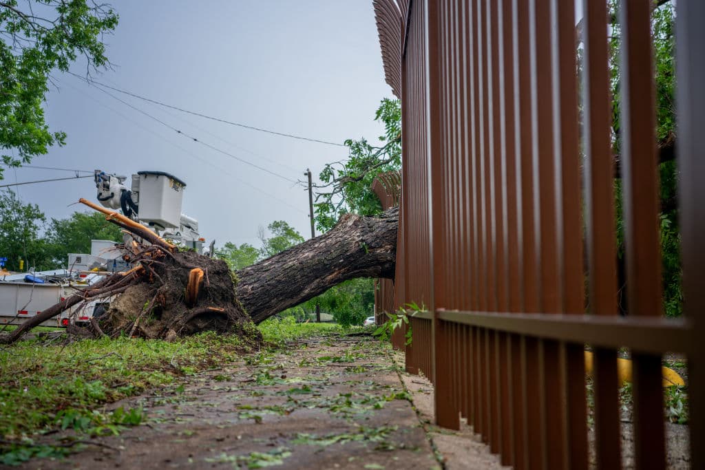 Dos días antes del mortal tornado, el 23 de mayo otro causó 
<b><a href="https://www.univision.com/local/austin-kakw/tornado-temple-texas-declaracion-de-desastre-vientos" target="_blank">múltiples daños en Temple</a></b>, en el condado Bell.
