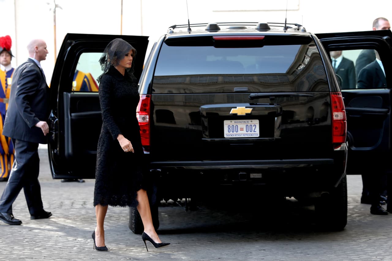 VATICAN CITY, VATICAN - MAY 24: US First Lady Melania Trump arrives at the Apostolic Palace for an audience with Pope Francis on May 24, 2017 in Vatican City, Vatican. The president will return to Italy on Friday, attending the Group of 7 summit in Sicily. Trump will also visit American troops stationed in at a US air base in Sicily. (Photo by Franco Origlia/Getty Images)