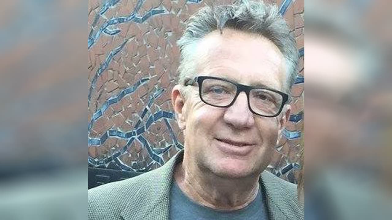 Un capitán de bomberos en Arizona mató a un hombre que cenaba con su exmujer y luego se suicidó