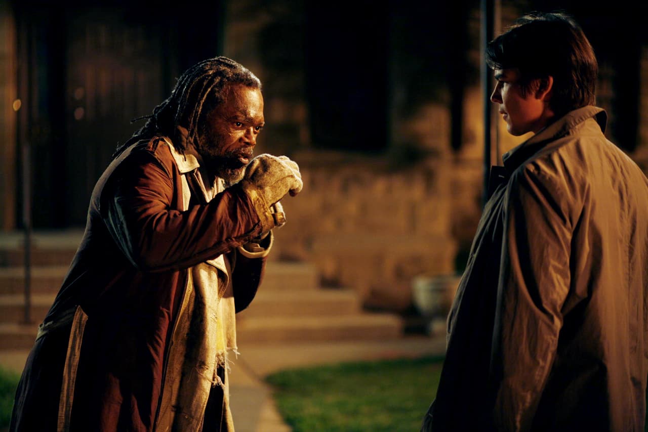 Samuel L. Jackson es un boxeador que acaba como indigente pero recibe una nueva oportunidad gracias a un periodista.