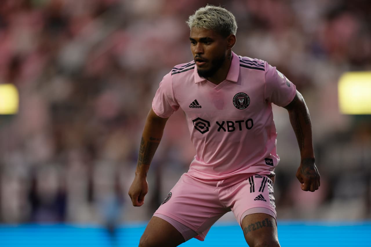 <b>JOSEF MARTÍNEZ - Delantero</b>
<br>El venezolano es el décimo máximo goleador en la historia de la MLS (102 tantos), y esta misma temporada se convirtió en el jugador en llegar más rápidamente a la marca de 100 goles. Martínez fue un goleador temible en la Major League Soccer durante su paso por Atlanta United FC, y fue el Jugador Más Valioso de la liga en 2018.