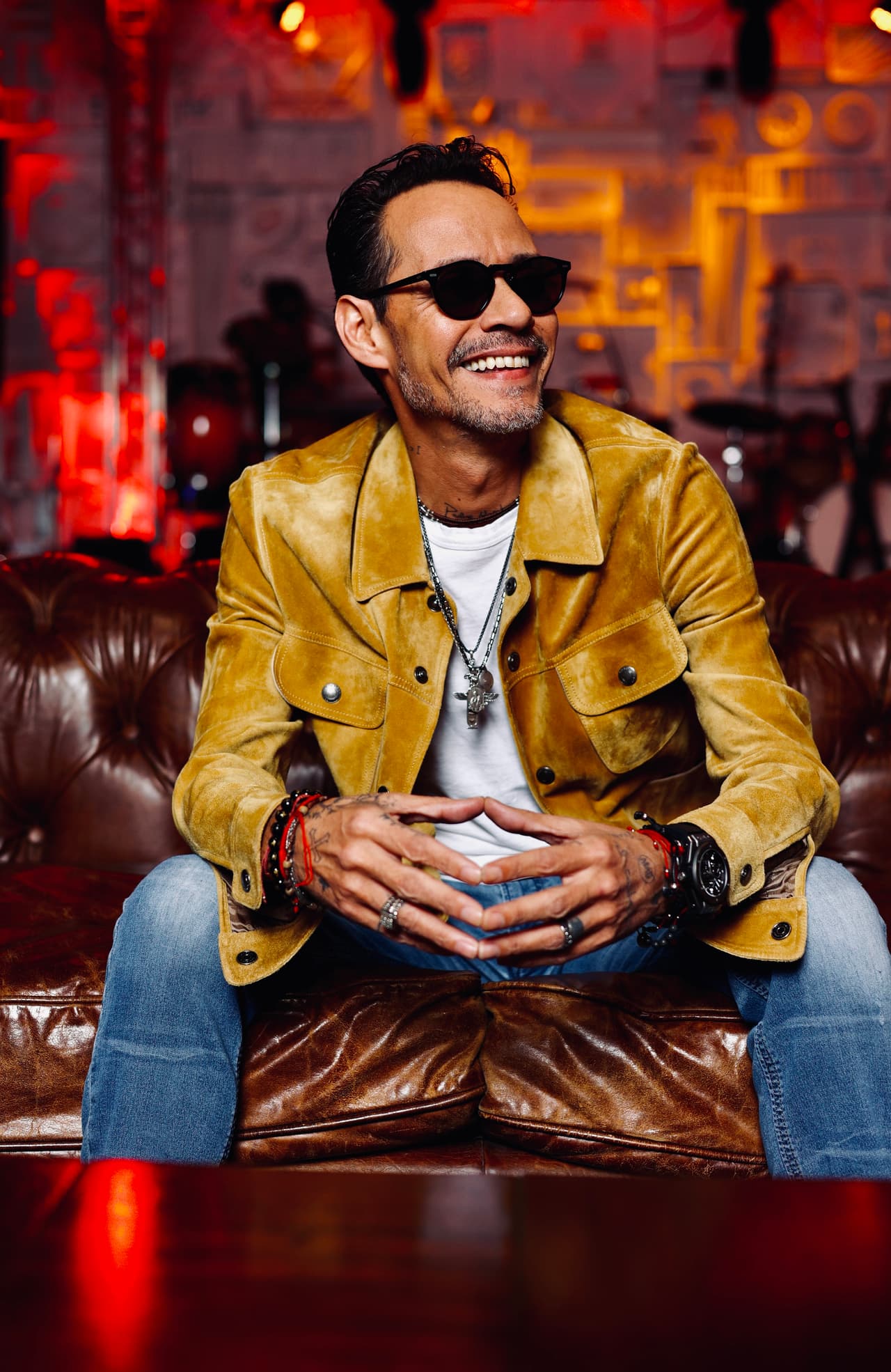 <h2 class="cms-H2-H2">Marc Anthony</h2>
<br>El cantante ha ganado en siete ocasiones el Latin GRAMMY y en tres el GRAMMY. En esta 23a edición está nominado en cuatro categorías, entre las que se encuentran Grabación del Año y Álbum del Año.