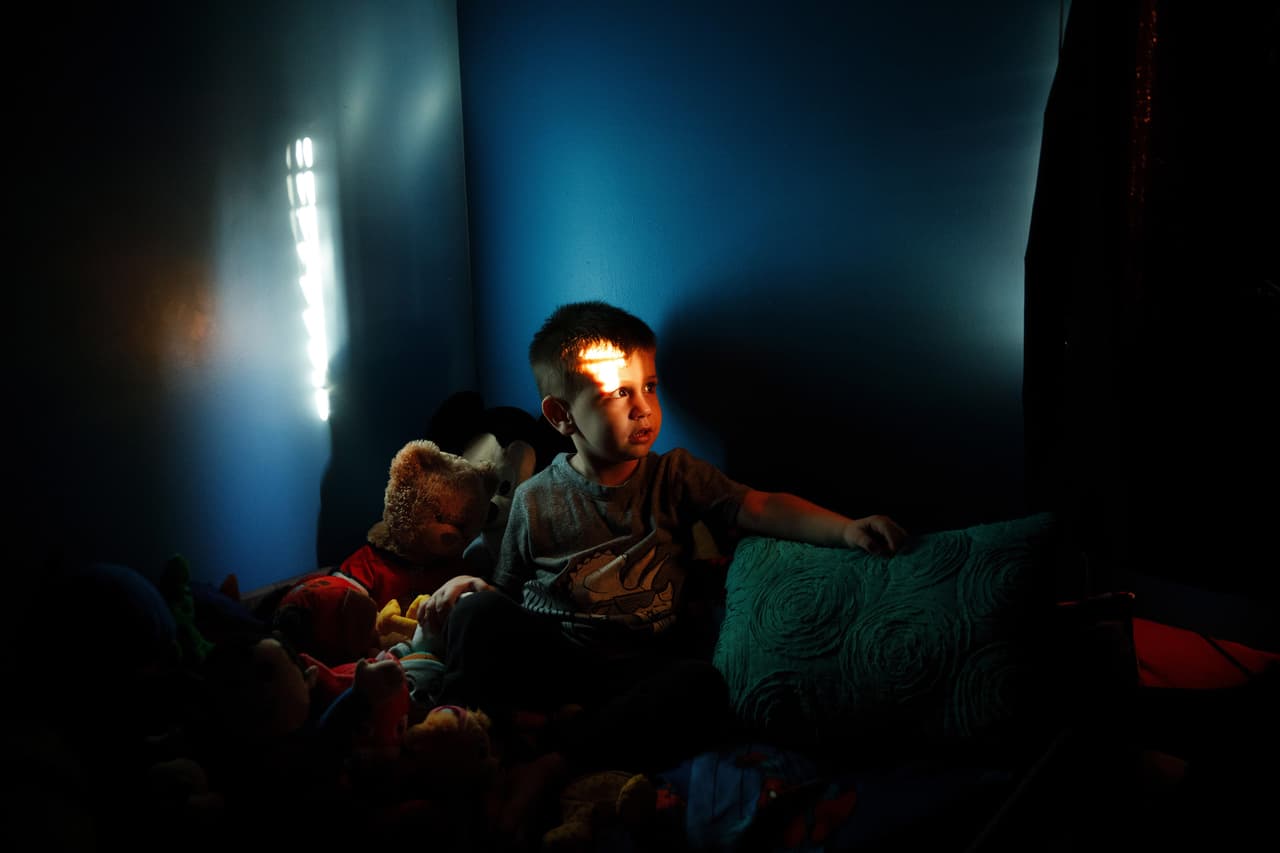 “Los padres deben asegurarse de que sus hijos tengan la vacuna de la polio, y en Texas si no tienen esa vacuna no los dejan entrar a la escuela”, indicó el doctor Yudovich.