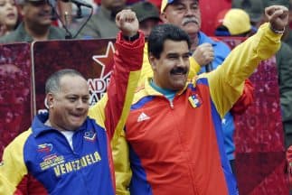 El presidente de la Asamblea Nacional, Diosdado Cabello, junto al presidente Nicolás Maduro.