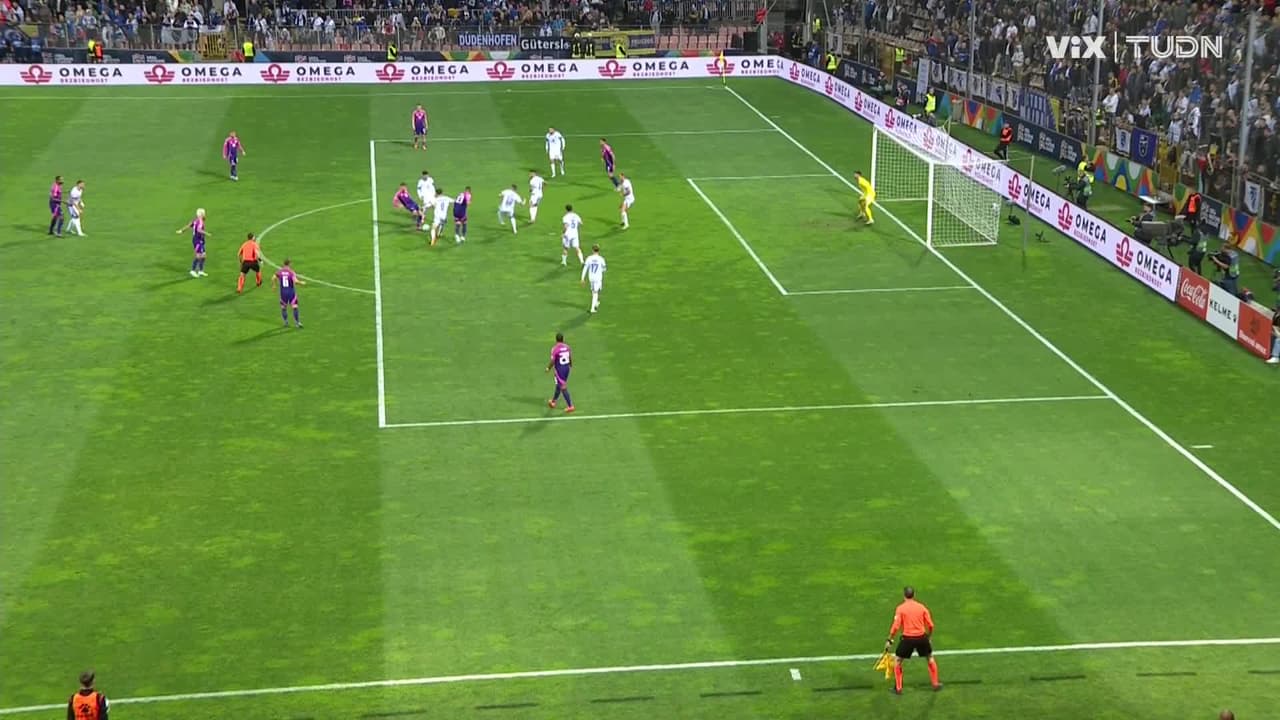 ¡No cuenta! Le quitan el gol a Kleindienst por fuera de juego