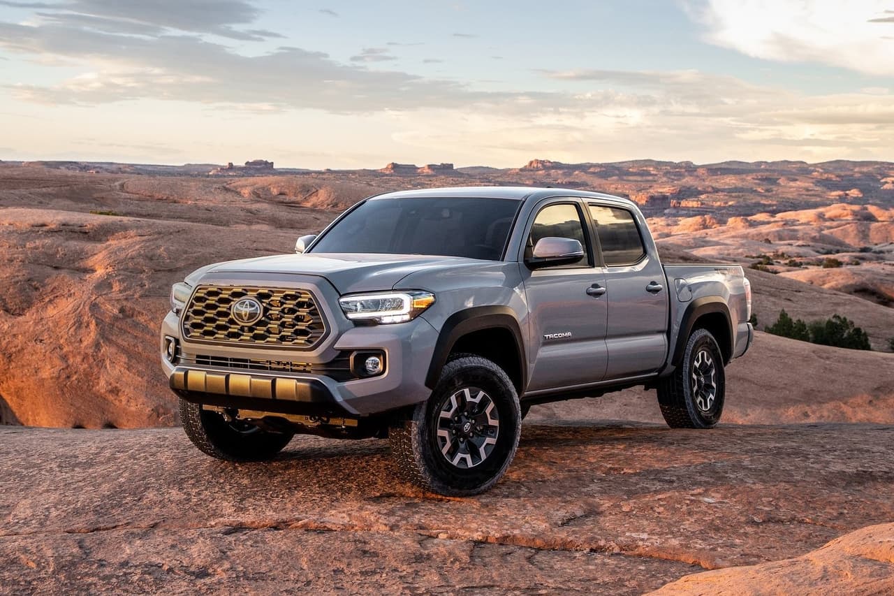 <h3 class="cms-H3-H3"><b>Toyota Tacoma</b></h3>
<br>
<br>
<b>Segmento: </b>pickup mediana
<br>
<br>
<b>Porcentaje de valor retenido después de 5 años: </b>55.8%