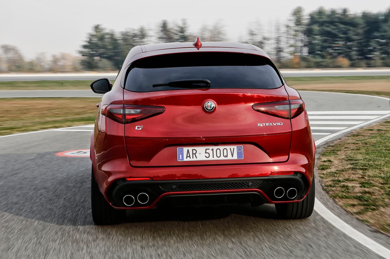 2018 Alfa Romeo Stelvio Quadrifoglio