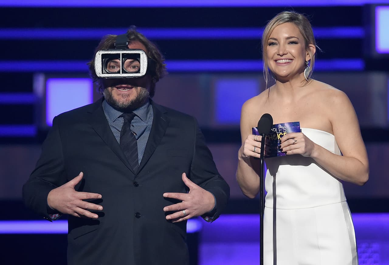 Jack Black y Kate Hudson fueron los primeros presentadores de la noche.