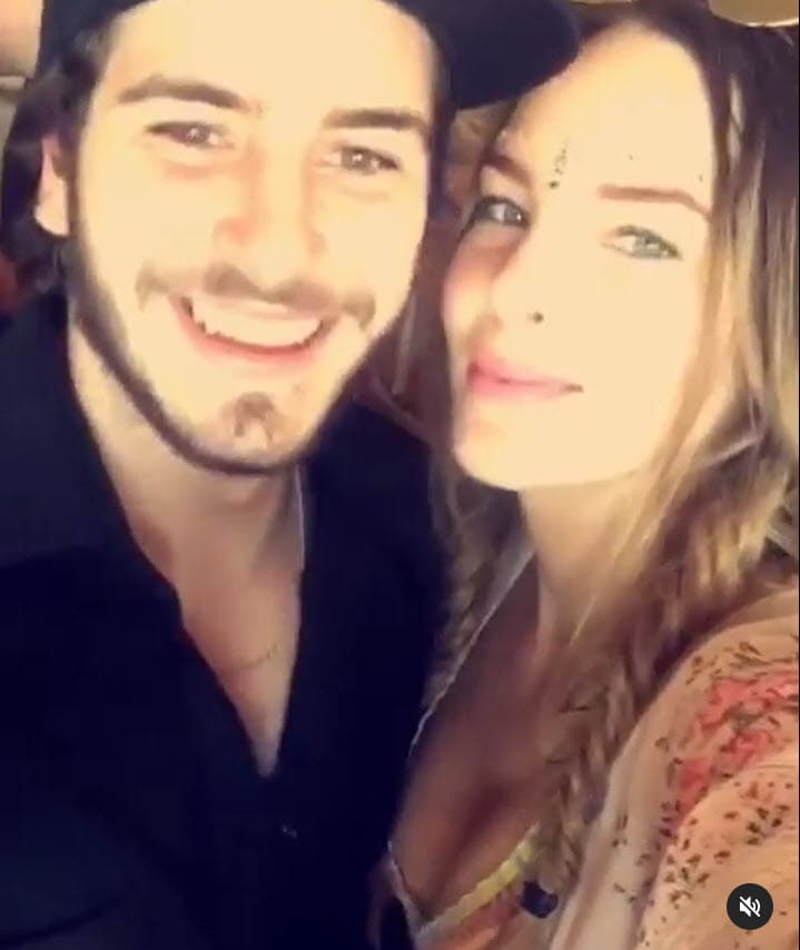 En el proceso electoral de 2018, tanto Belinda como su hermano apoyaron la campaña del actual presidente mexicano, Andrés Manuel López Obrador.
<br>