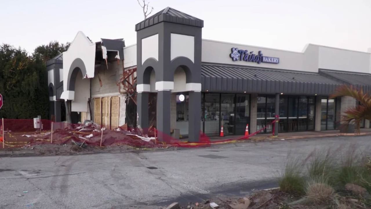 Famosa panadería hispana del condado de Orange afectada por choque de camión de FedEx