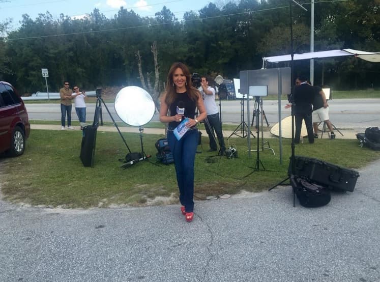 “Tuve una experiencia muy fea y es que estábamos tratando de conseguir a la familia del demandante, estábamos dando vueltas a una calle que nos dijeron que ahí estaban y salió una persona familia del demandante y nos empezó a perseguir, a decir muchas groserías. Tuvimos que ir a la policía a reportar ese incidente”.