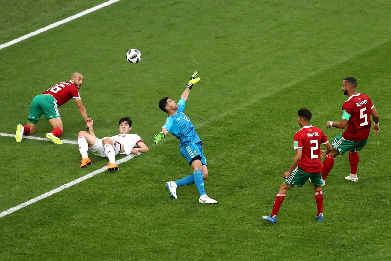 Irán tuvo los acercamientos más peligrosos pero no los transformó en gol.