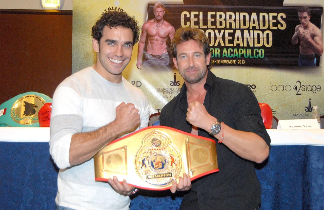 Boxeó con 
<b><a href="http://www.univision.com/temas/marcus-ornellas">Marcus Ornellas</a></b> en la función "Celebridades Boxeando" a beneficio de la reconstrucción del puerto de Acapulco, afectado por las tormentas en el 2013.