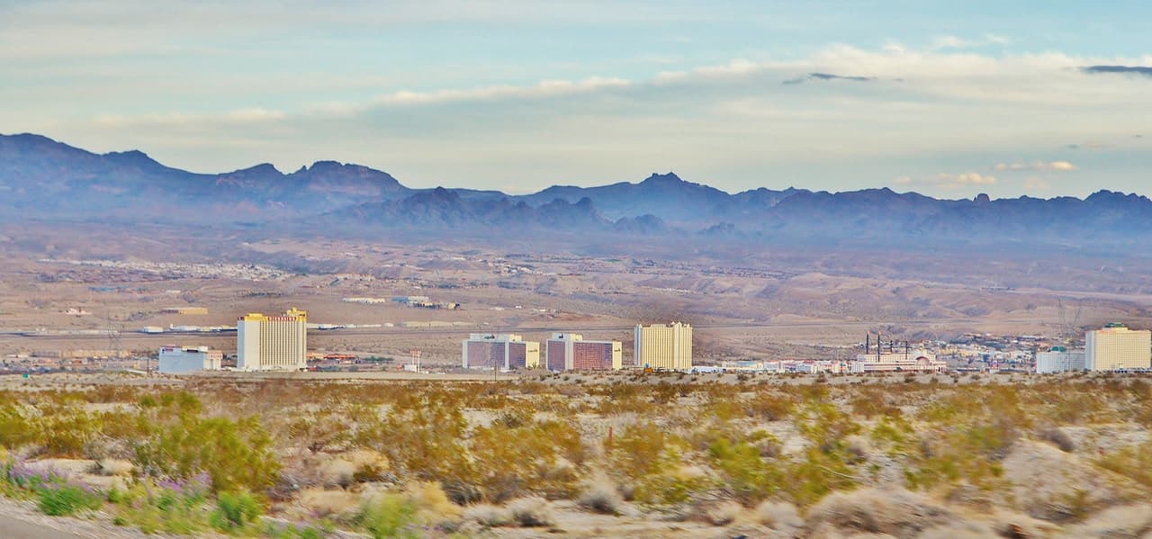 <b>Puesto 40. Laughlin, Nevada. Tasa de pobreza: 18.4% (estado: 14.2%). </b>Ingreso medio por hogar: 32,610 dólares (estado: 55,434). Valor medio de la vivienda: 143,100 dólares (estado: 216,400). Población: 7,758.