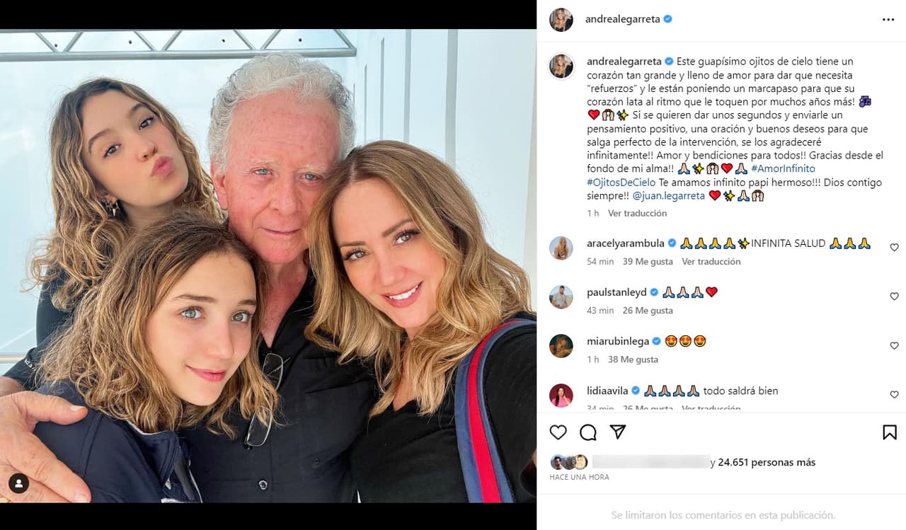 Andrea Legarreta, sus hijas y su padre Juan Legarreta.