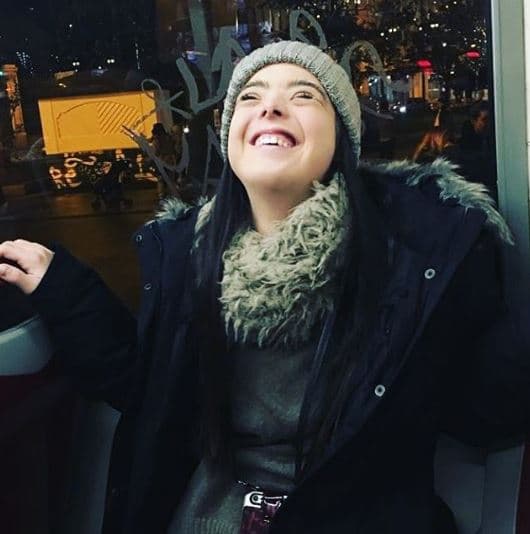 "No sabía si estaba despierta o soñando, quería que fuese verdad. La emoción me hizo reír y llorar. Rápidamente cogí el traductor de mi móvil y escribí "por supuesto". Como era muy tarde quedamos en llamarnos al día siguiente.", relató Marián.