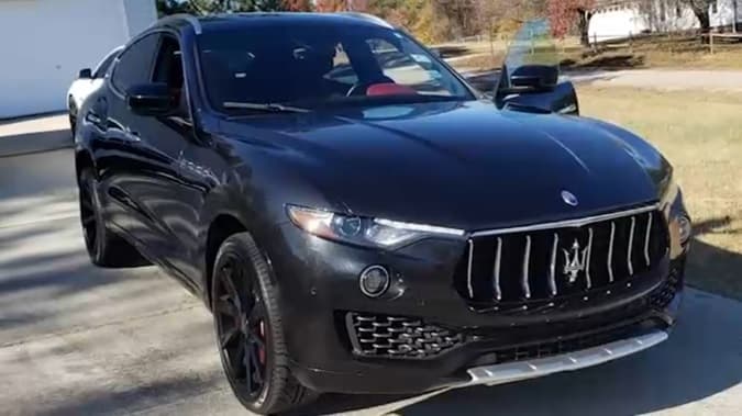 Veterano del ejército compra un Maserati de Carvana y descubre que es robado