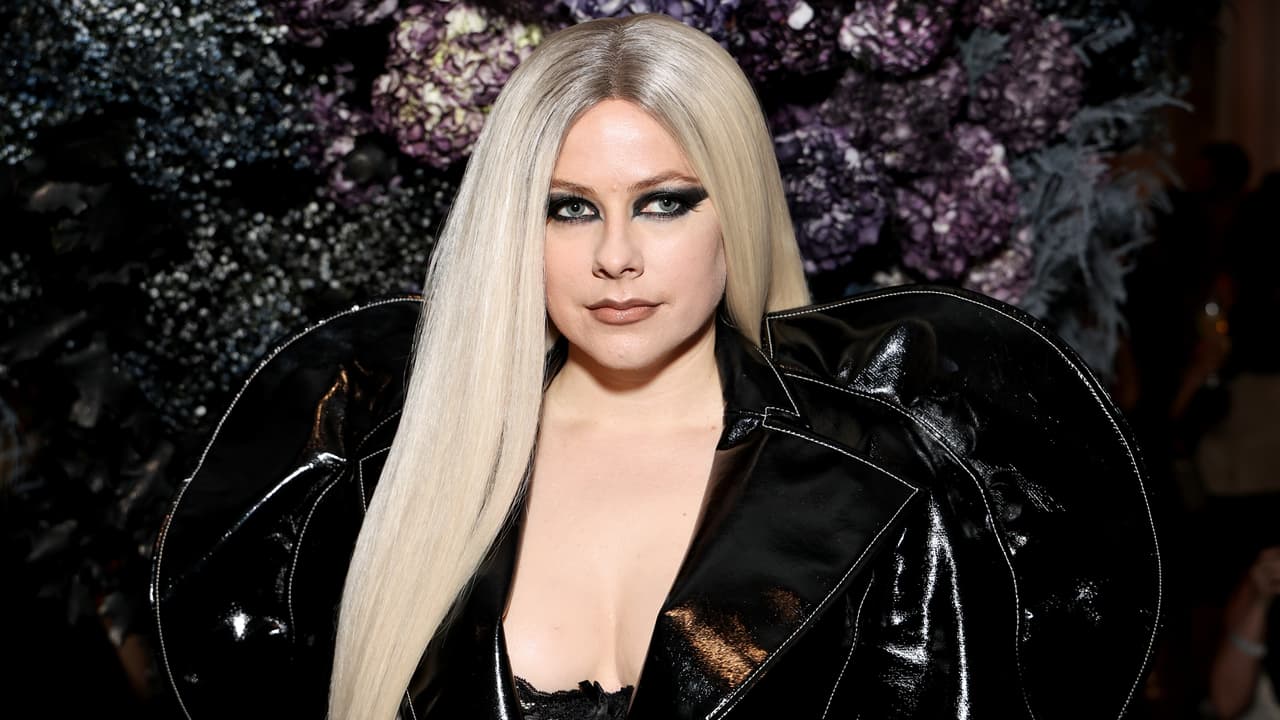 Avril Lavigne murió en 2003 y fue sustituida.