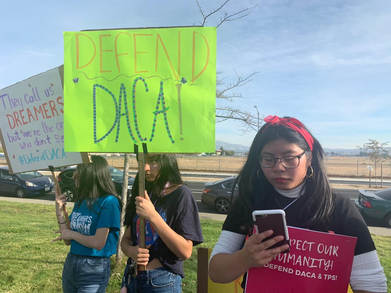 El presidente Donald Trump escribió esta mañana en Twitter que “Muchas de las personas en DACA, que ya no son muy jóvenes, están lejos de ser ángeles. Algunos son criminales muy duros”.