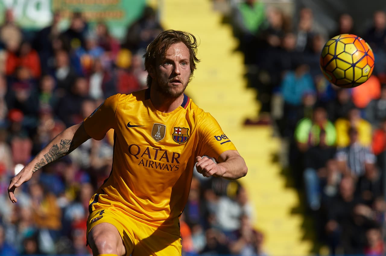 Granada 1-2 Real Madrid: Un golazo de Modric mantiene al Real Madrid en pelea por la Liga