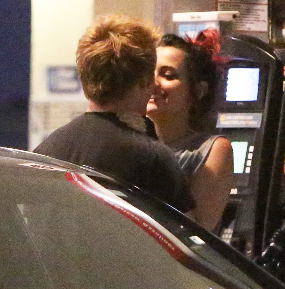 Se nota que está enamorada.