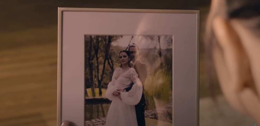 'La octava cláusula'