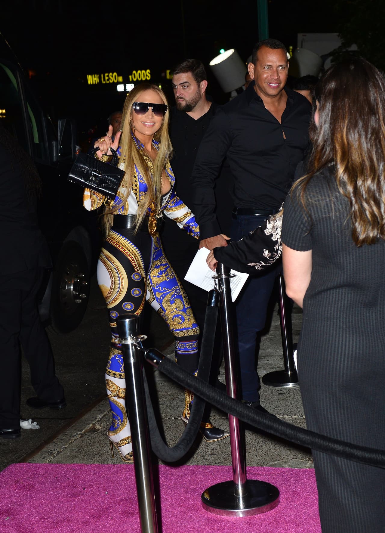 Photo © 2018 Mega/The Grosby Group New York, NY Aug 20, 2018. Fresh off an amazing performance at the 2018 MTV VMA's, Jennifer Lopez who also won the Vanguard award tonight, arrives to the after-party with boyfriend, Alex Rodriguez, her mother, Lupe and A Rod's daughter, Natasha. 2018 MTV Video Music Award in Radio City Music Hall New York City. Pictured: Jennifer Lopez.