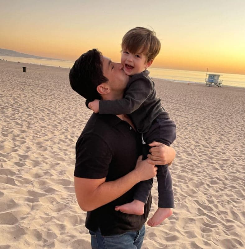 Josh se casó en el verano de 2017 con su novia de varios años Paige O'Brien. Un poco más de un año después, en diciembre de 2018, se convirtieron en padres de su hijo Max.