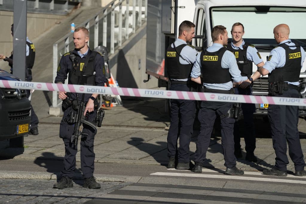 El autor del tiroteo en Copenhague padecía problemas psiquiátricos, afirma policía danesa