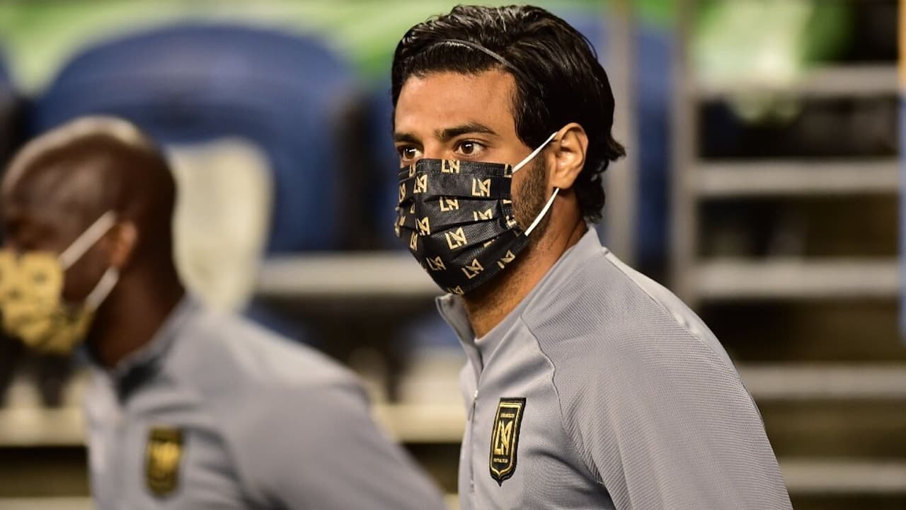 Participación de Carlos Vela en El Trafico está en el aire