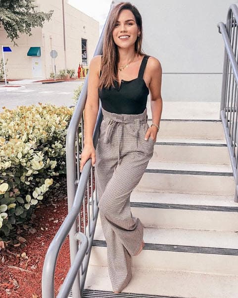 Pero eso sí, confesó que los zapatos que se puso no son los mejores: "Estos zapatos no son los indicados pero eran los únicos que tenía en la cajuela de mi carro (ríe). Mejor me hubiera puesto unos zapatos con la puntita abierta".